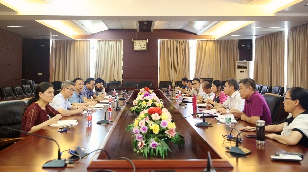 水产学院交流座谈现场.jpg